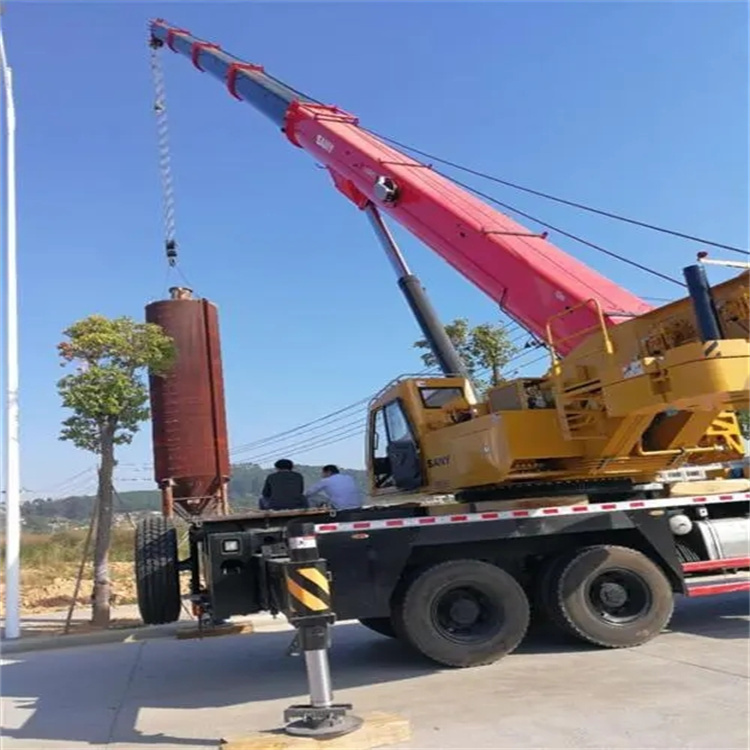 景县专业吊车租赁多少钱