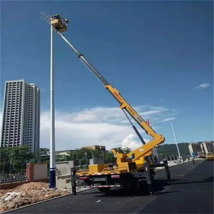 景县维修路灯的曲臂升降车出租